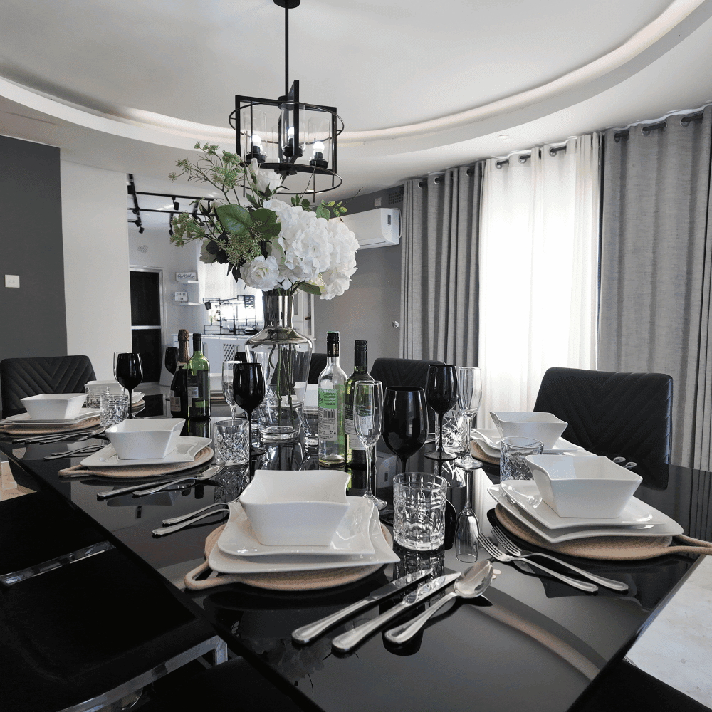 Chihera Villa - Dining Room